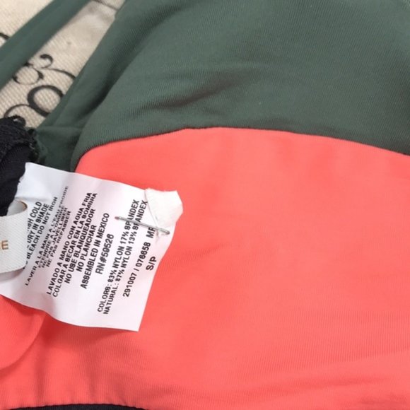 BECCA Multicolor One Piece Swimsuit - Picture 6 of 7